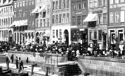 1884年 Anthon Berg 爱顿博格在哥本哈根市中心的巧克力店 1884年 Anthon Berg 爱顿博格在哥本哈根市中心的巧克力店