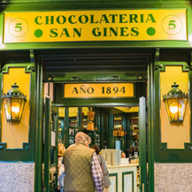 西班牙马德里最古老的巧克力店 SAN GINES Chocolateria 圣希内斯巧克力店从不打烊