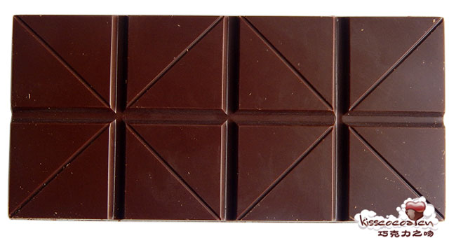 CACAOSUYO 可可苏尤
PIURA SELECT 70%
70%可可含量 皮乌拉之选黑巧克力排 CACAOSUYO 可可苏尤
PIURA SELECT 70%
70%可可含量 皮乌拉之选黑巧克力排