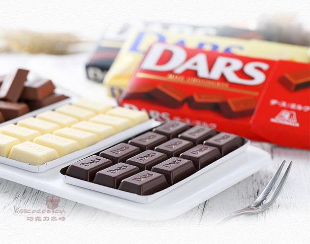 DARS 达诗
牛奶巧克力、白巧克力、黑巧克力 DARS 达诗
牛奶巧克力、白巧克力、黑巧克力